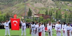 Oltu’da 19 Mayıs heyecanla kutlandı