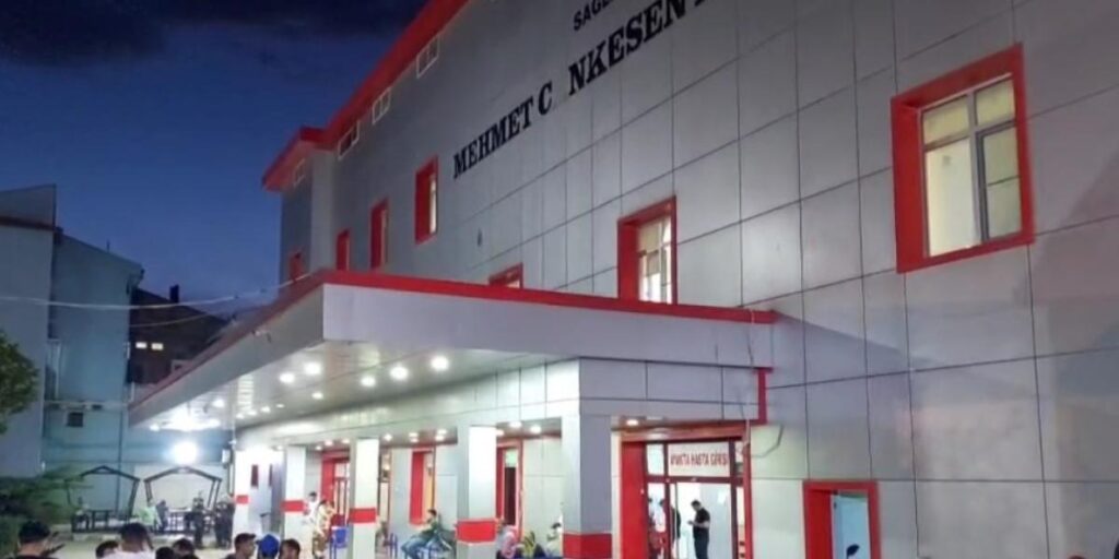 Oyun oynarken fenalaşan çocuk hastanede hayatını kaybetti