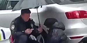 Polisten yürek ısıtan davranış