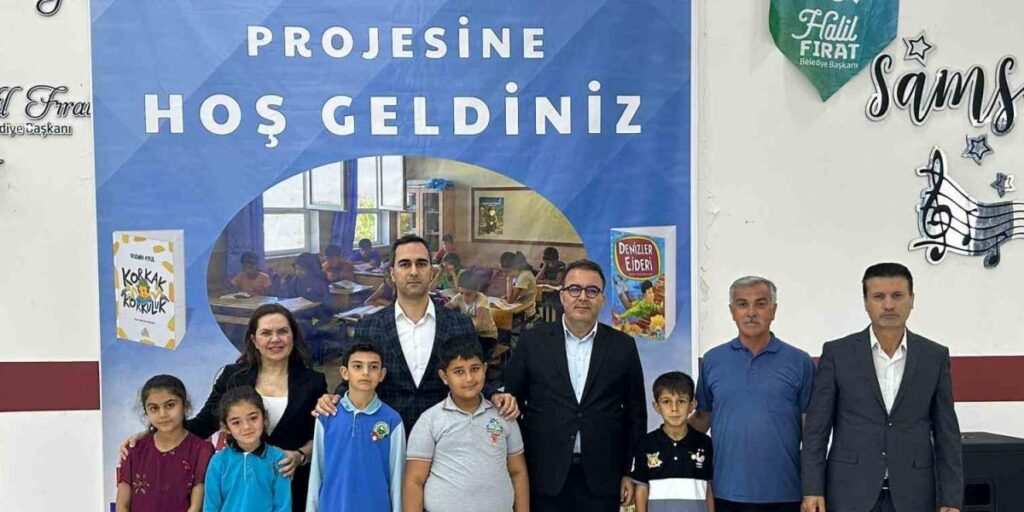 Samsatlı pırlanta öğrencilere altın takıldı