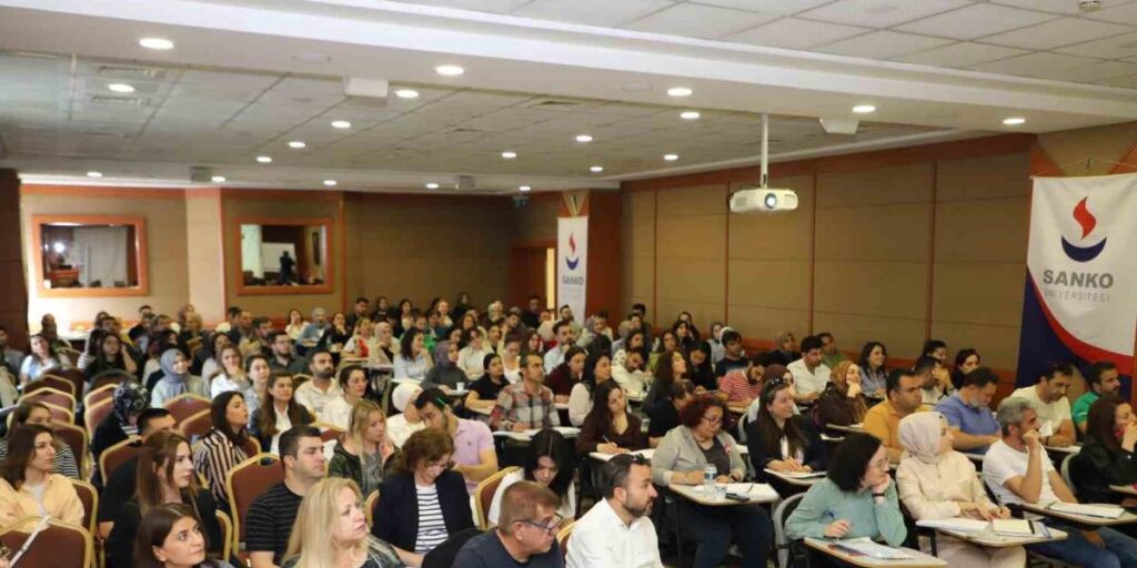 SANKO Üniversitesi’nde psikolojik danışman / rehber öğretmen buluşmaları etkinliği düzenlendi