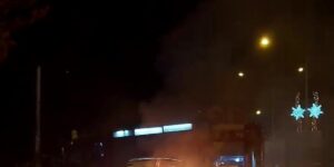 Seyir halindeki araç alev aldı