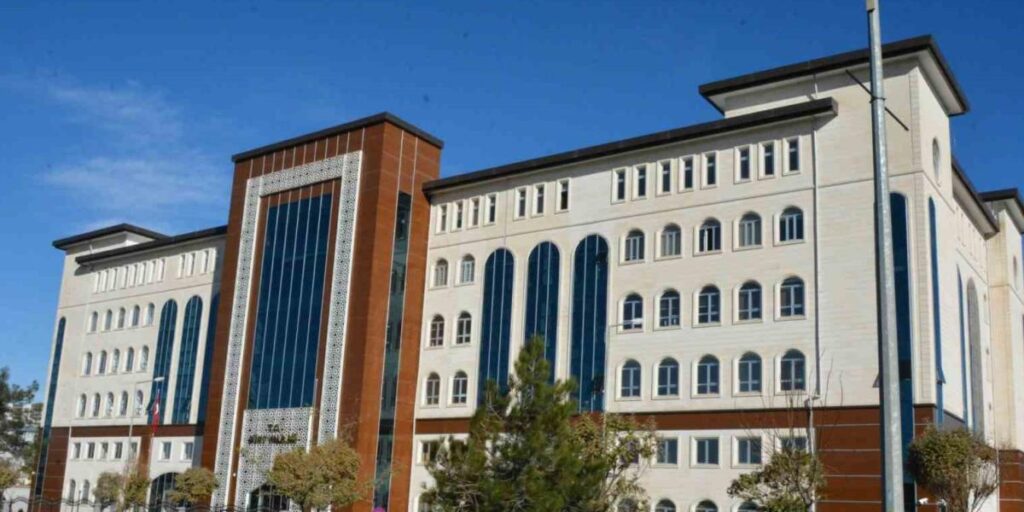 Siirt, yeni kimlik kartına geçişte Türkiye’de ilk sıralarda yerini aldı