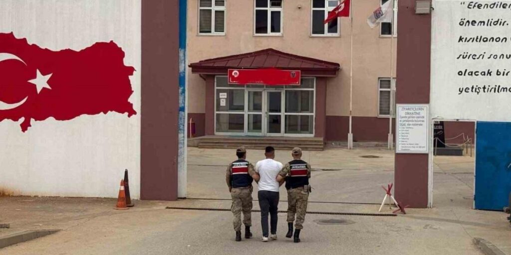 Silahlı yaralama ve kavga zanlısı 2 şahsı jandarma yakaladı