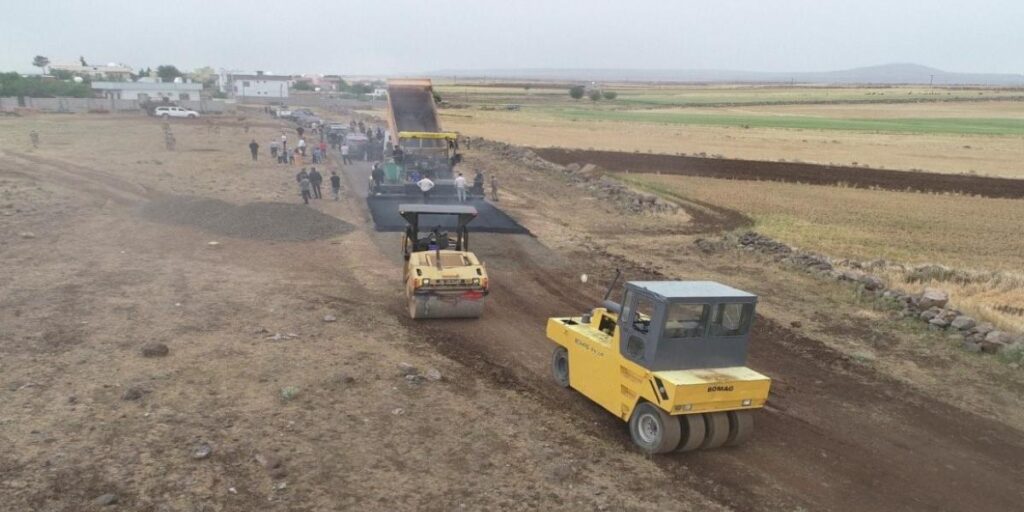 Şırnak’ta BSK asfalt serimi başladı