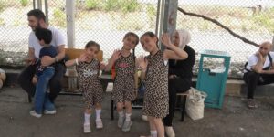 Suriyeli sığınmacılar Türkiye’ye teşekkür ederek ülkelerine dönüyor