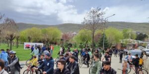 Tatvan’da merhum Öğretmen Ferhat Orak anısına bisiklet turu düzenlendi