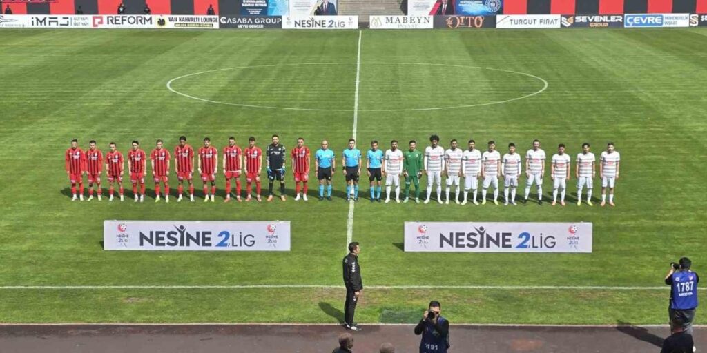 TFF 2. Lig: Vanspor FK: 4 – Karaman FK: 1
