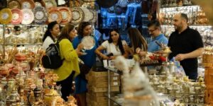 Toplam ciro yıllık yüzde 33,4 arttı