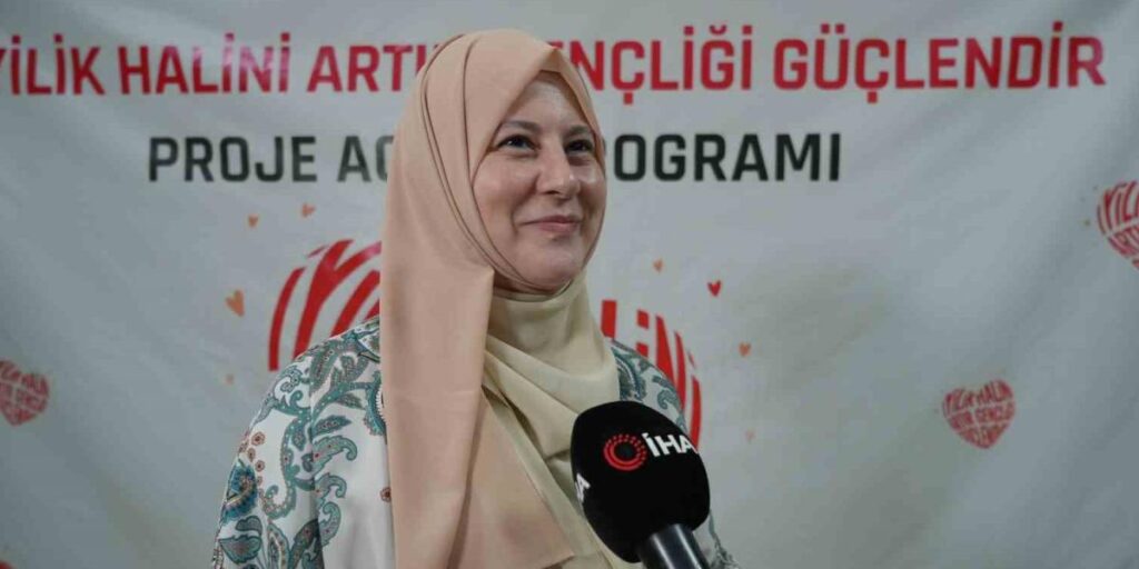 TÜRGEV, gençlerin iyilik halini artırıyor