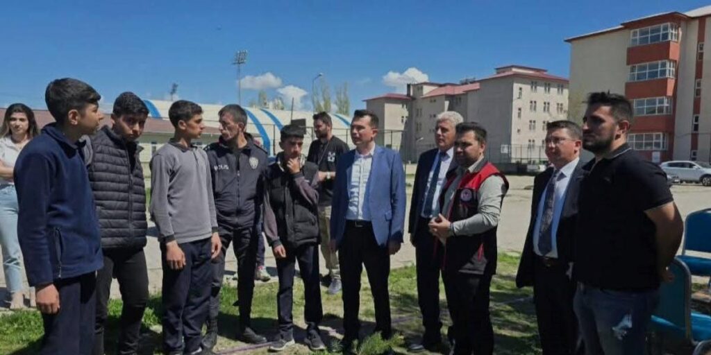 Tutak’ta “Orman benim” etkinliği gerçekleştirildi