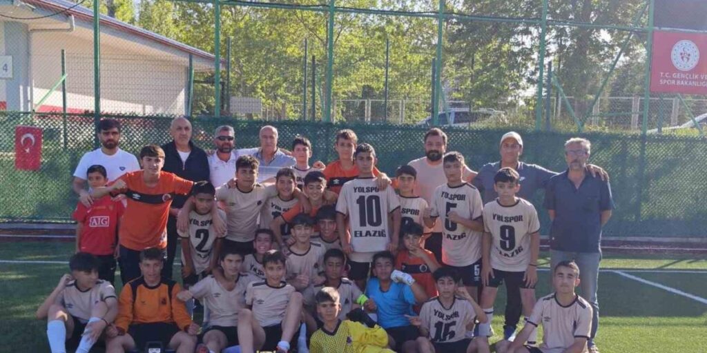 U13’te şampiyon Elazığ Yolspor