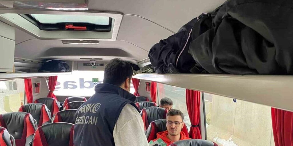 Uyuşturucuya karşı 440 yolcu bilgilendirildi