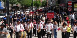 Van’da ‘22. Akdamar Çocuk ve Gençlik Tiyatroları Şenliği’ başladı