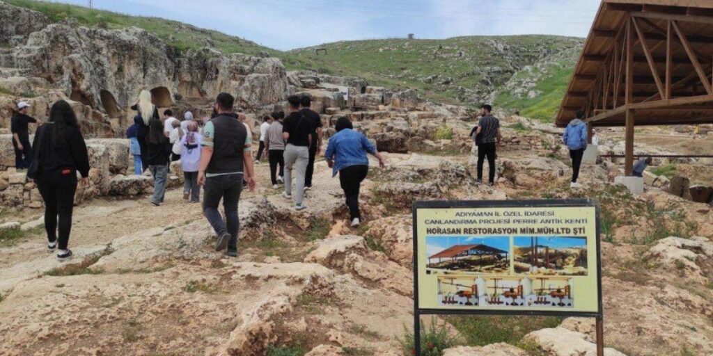 YKS’ye gireceklere moral gezisi