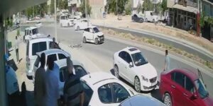 Adıyaman’da 4 kişinin yaralandığı kaza kameralara yansıdı