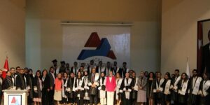 AİÇÜ Tıp Fakültesi’nde mezuniyet töreni düzenlendi