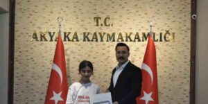 Akyaka’da başarılı öğrenci ödüllendirildi