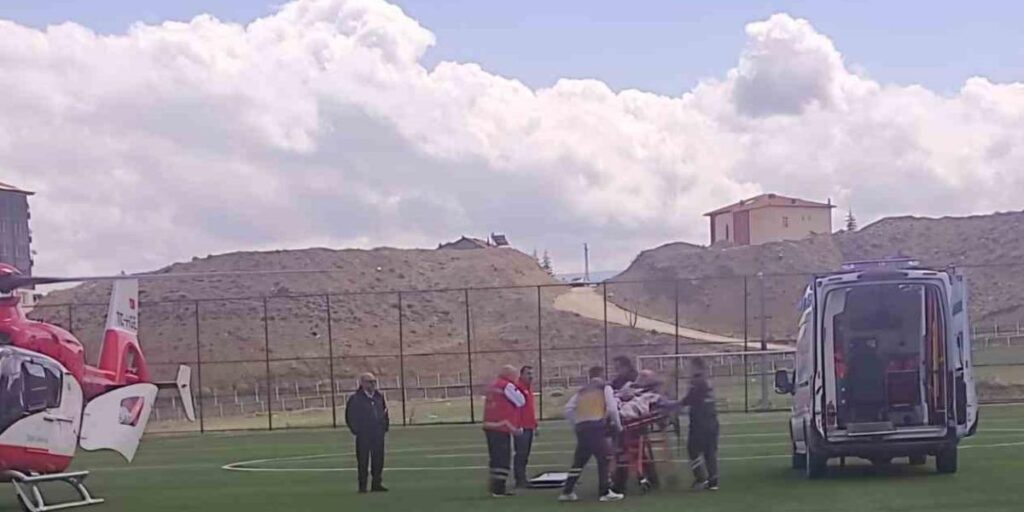 Ambulans helikopter Malatya’da 2 hasta için havalandı