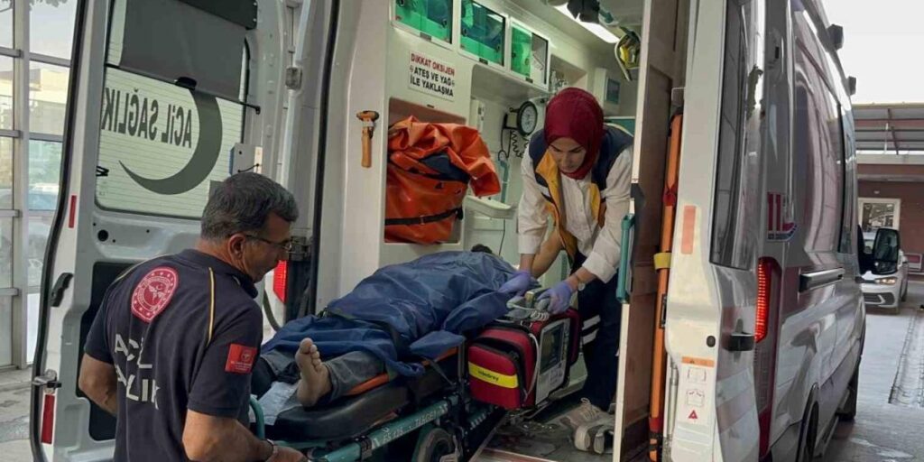 Aracında silahlı saldırıya uğradı: 1 ağır yaralı