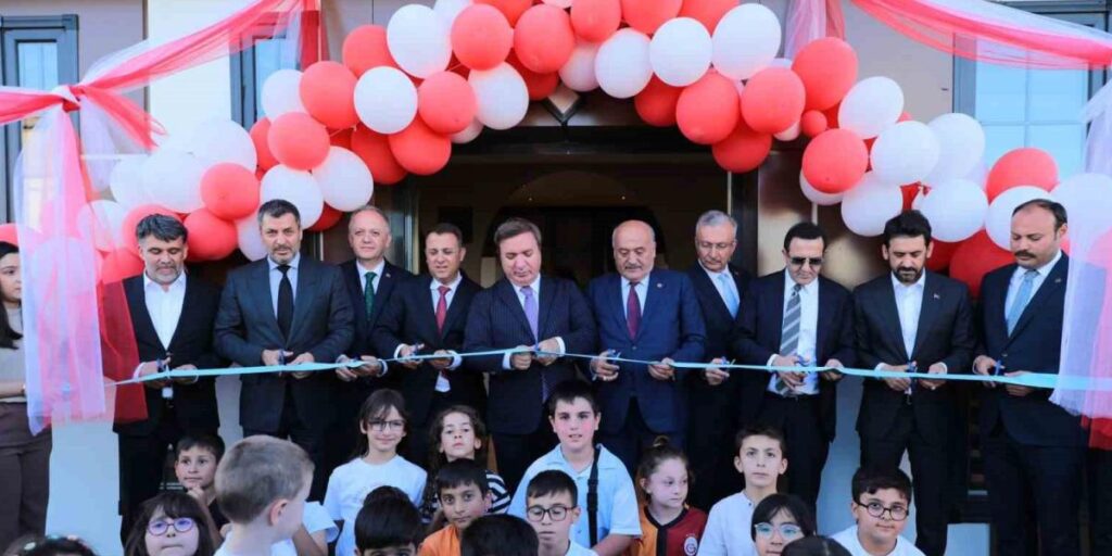 Bakan Yardımcısı Mumcu: “Gençlerimiz daha çok kitap okuyacak, daha sosyalleşecek ve güzel imkânlar bulacak”