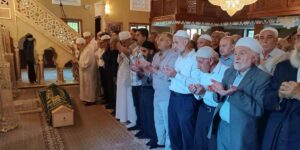 Danıştay hakimi, Batman’da aile mezarlığında toprağa verildi