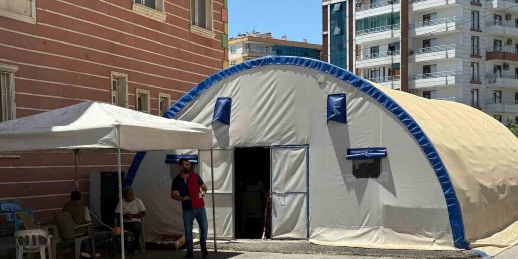 Diyarbakır anneleri karne gününe hüzünlü girdi