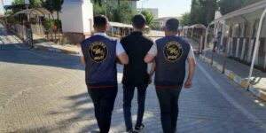 Dolandırıcılık ve uyuşturucu suçlarından cezası bulunan şahıs yakalandı