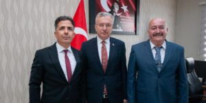 Eğitim Fakültesi Dekanlığına Prof. Dr. Kayalar atandı