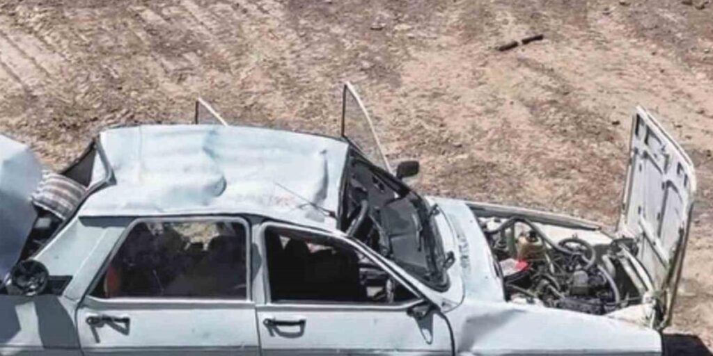 El frenini çekmeyi unutan sürücü, aracının altında kalarak ağır yaralandı