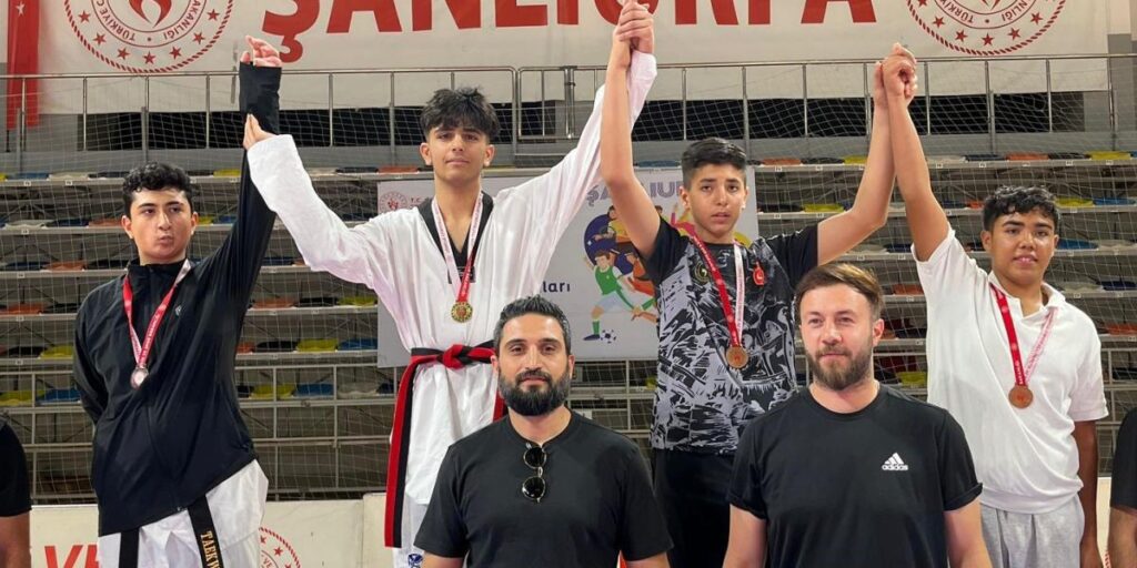 Elazığ erkek takımı taekwondoda şampiyon oldu