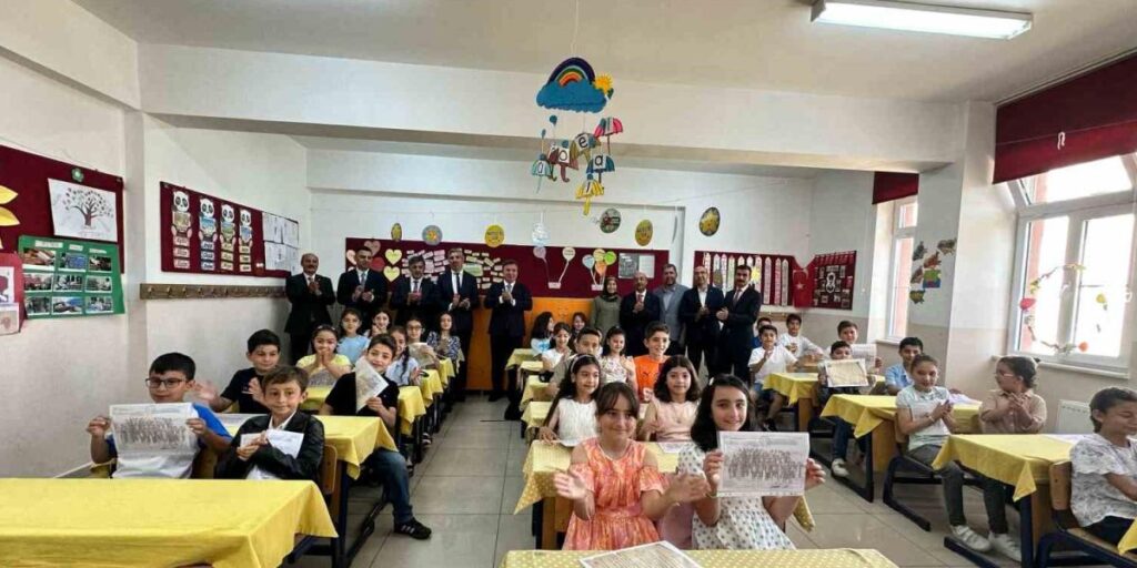 Erzincan’da 42 bin öğrenci karne heyecanı yaşadı