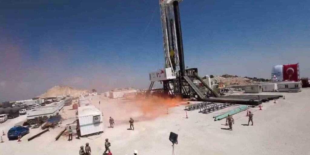Gabar’da sondaj kulesinde patlama senaryosu gerçeğini aratmadı