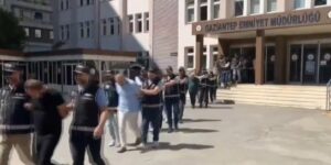 Gaziantep merkezli 3 ilde kamuyu 13 milyon TL zarara uğratan şahıslara operasyon: 13 gözaltı