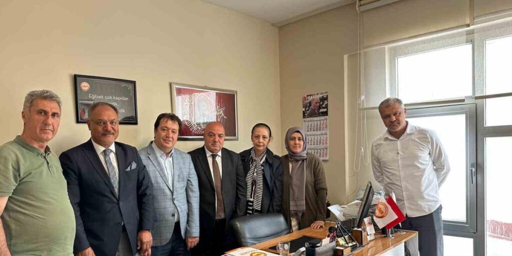 Gödekmerdan’a tebrik ziyareti