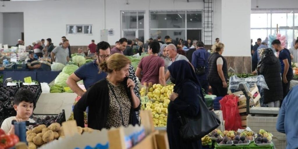 Güven endeksi hizmet sektöründe arttı