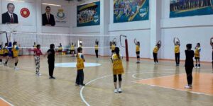 Haliliye Belediyesi salon sporlarıyla gençleri geleceğe hazırlıyor