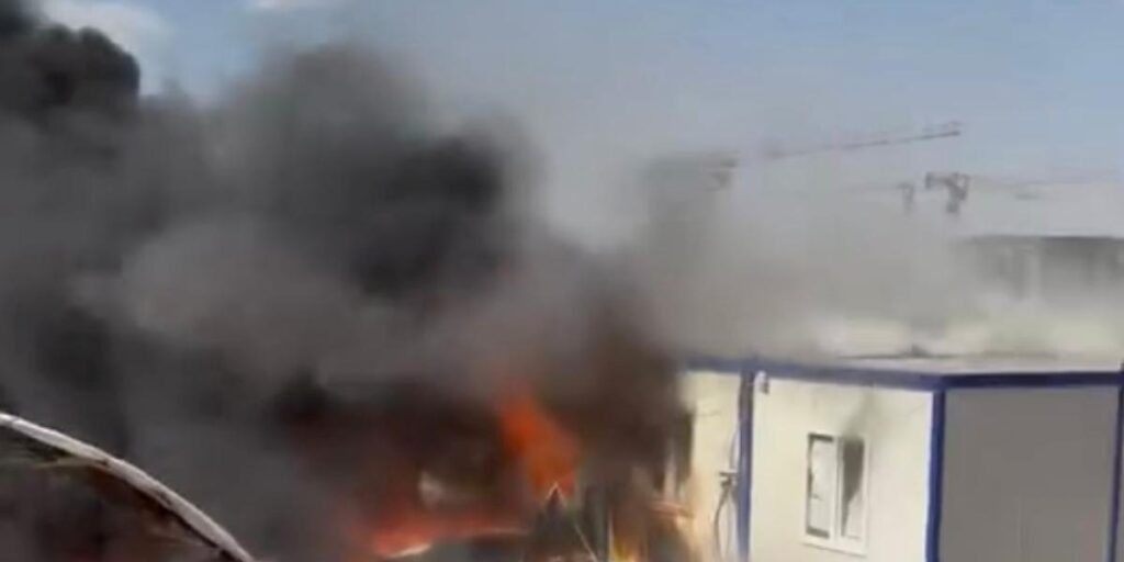 İnşaat şantiyesinde çıkan yangın korkuttu