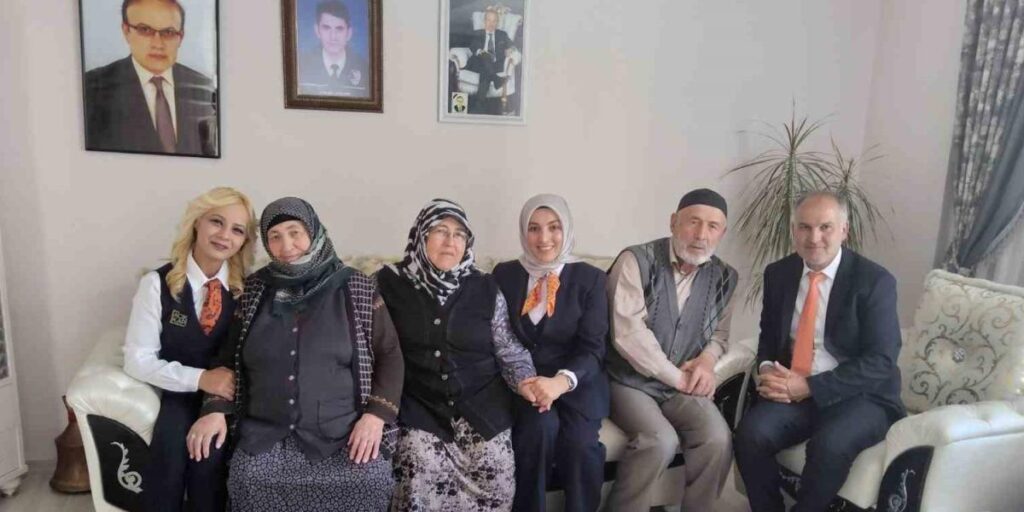 Kars’ta şehit yakınları evlerinde ziyaret edildi