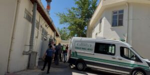 Kazada hayatını kaybeden paramedik anne ve 2 çocuğu, yakınlarına teslim edildi