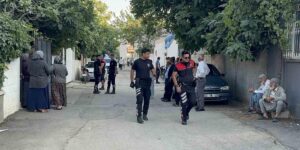 Komşular arasında bıçaklı kavga: 1 ağır yaralı