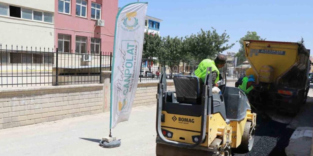 Mahallelere konforlu yol ve sosyal alan hizmeti