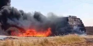 Mardin’de çıkan yangında 25 ton saman ve 300 sulama borusu yandı