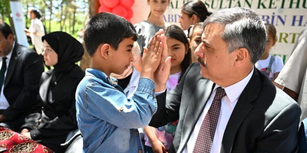 Öğrenciler piknikte buluştu