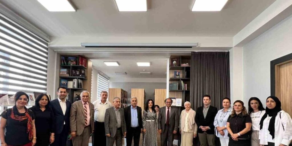 Prof. Dr. Nimet Yıldırım’a Azerbaycan’da büyük ilgi