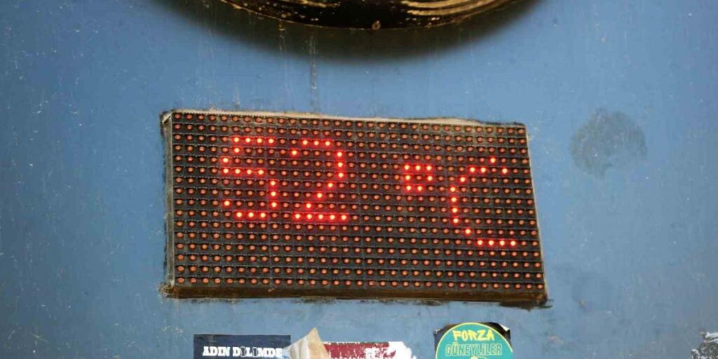 Şanlıurfa’da termometreler 52 dereceyi gösterdi