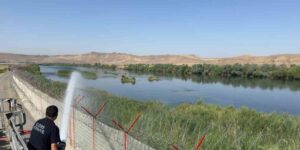 Suriye sınırındaki anız yangını büyümeden söndürüldü