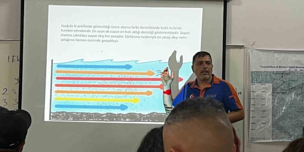 Tunceli’de su üstü arama kurtarma eğitimleri başladı
