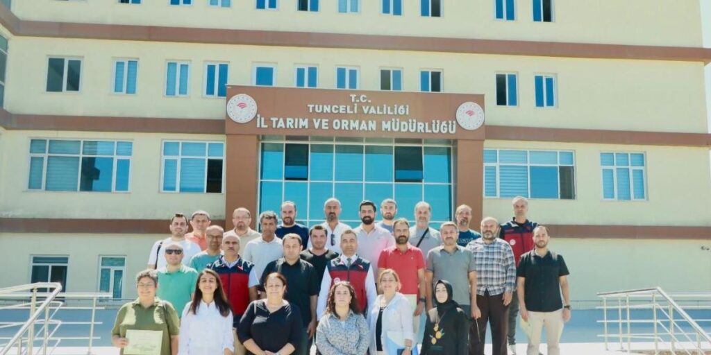 Tunceli’de uygulamalı ipekböcekçiliği eğitimi düzenlendi