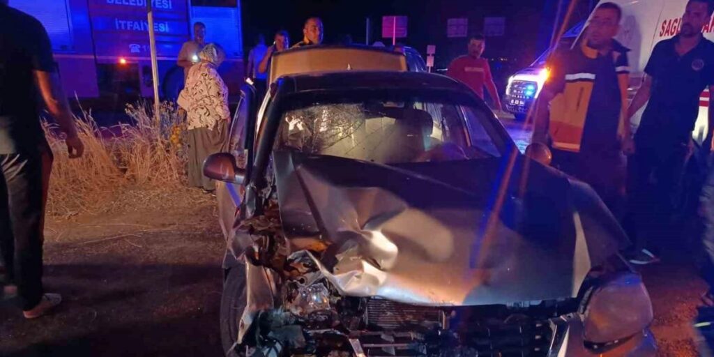 Van’da 2 otomobil çarpıştı: 9 yaralı